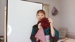着物のハギレでシュシュ作り