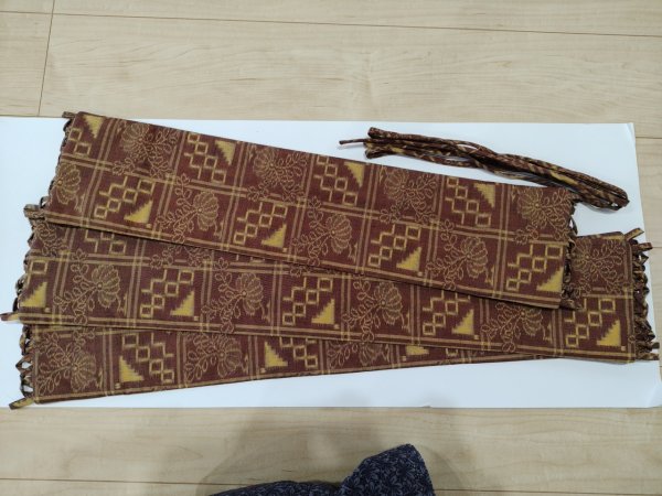 画像1: 背中涼しいに決まってる帯06〜紬生地・格子に花絣〜 (1)